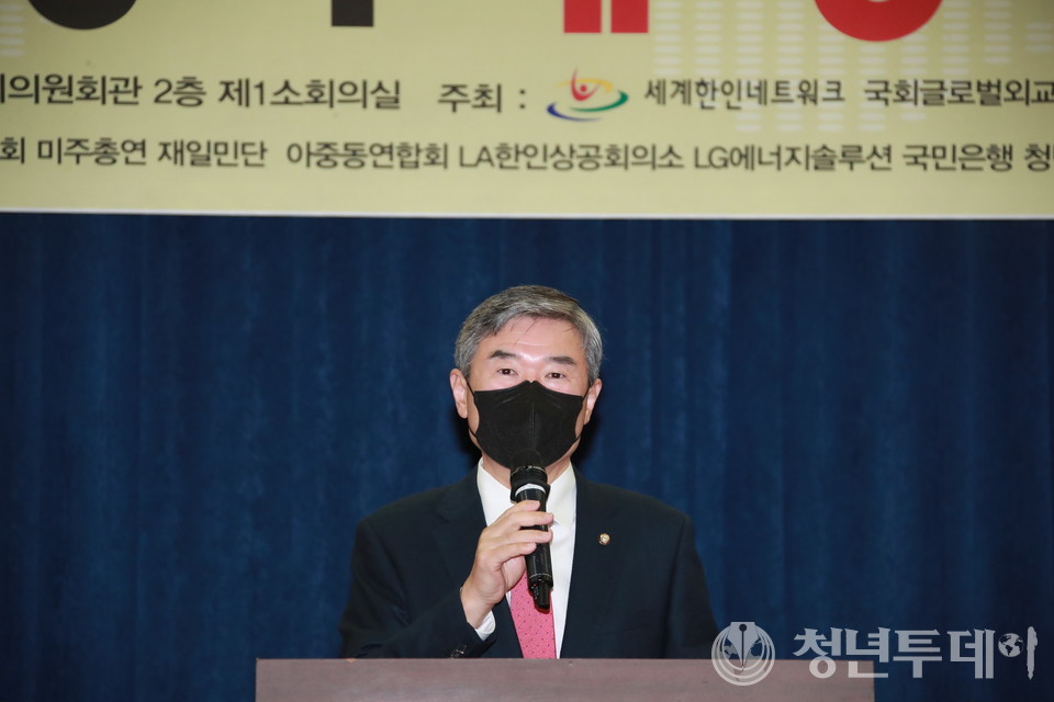 조태용 국민의힘 의원이 30일 오전10시 서울시 영등포구 국회의원회관2층 소강당에서 “재외동포정책 새 정부에 바란다”는 주제로 제5회 재외동포정책 포럼에서 축사를 하고 있다.2022.03.30.