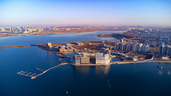 시화 MTV(Multi Techno Valley)  &‘웨이브 엠 호텔 (WAVE M Hotel )’전경. 사진=시흥시