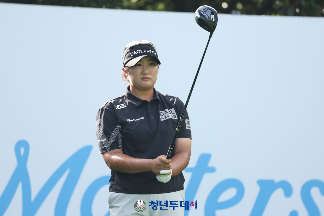 유해란이 대회 첫쨋날인 1일 10번 홀에서 우승을 향한 티샷을 하고있다. 2024.08.01.[사진=제주 김원혁 기자]