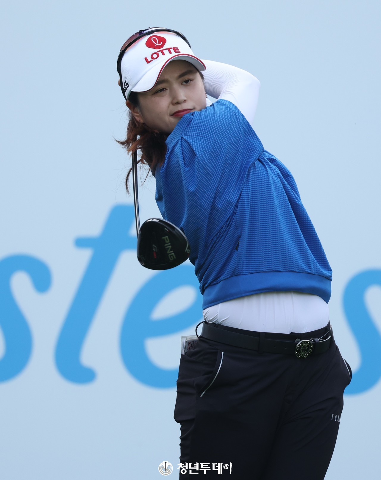 최혜진이 대회 둘쨋날인 2일 10번 홀에서 우승을 향한 티샷을 하고있다. 2024.08.02. [사진=제주 김원혁 기자]