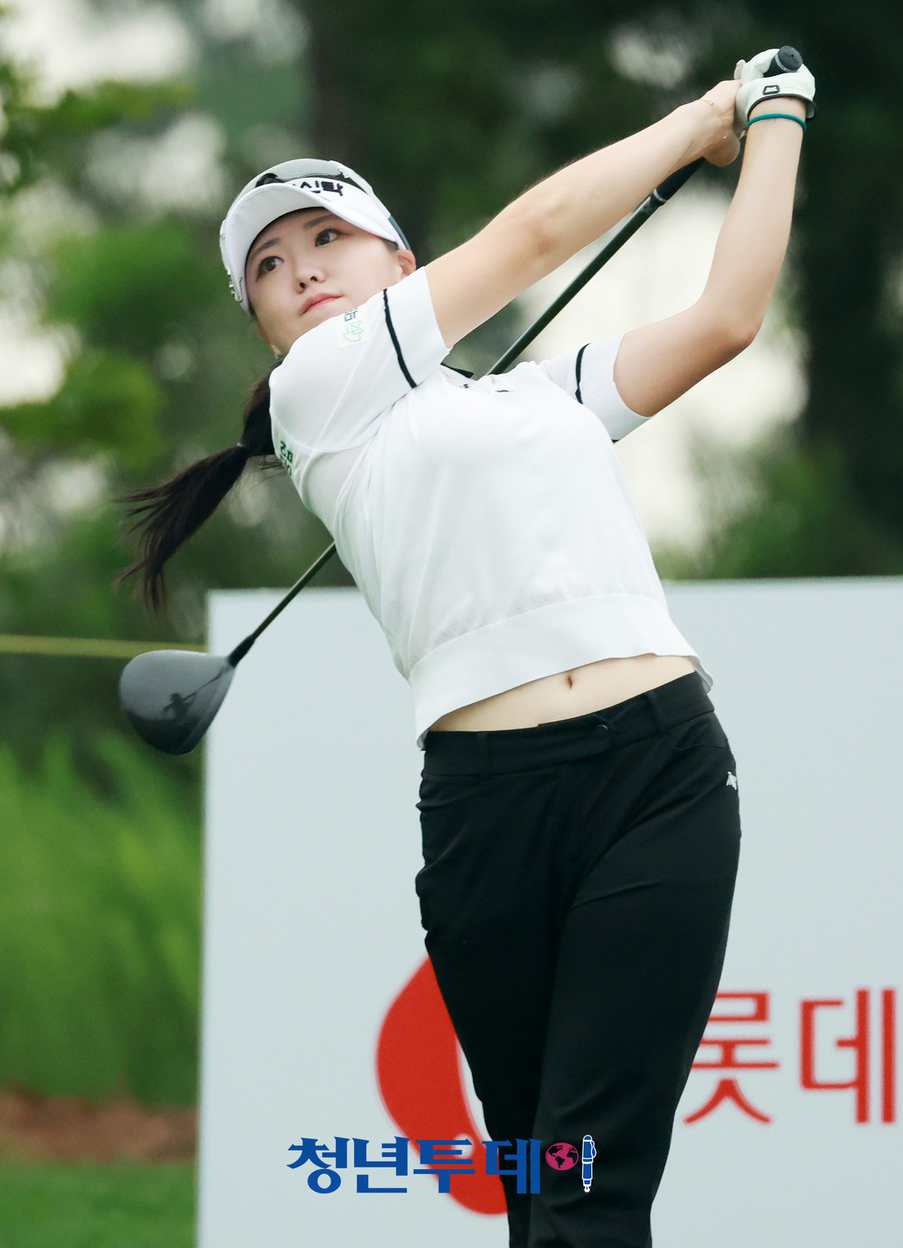 조아연이 ‘제15회 롯데 오픈 ’첫째날인 지난3일 인천 서구에 위치한 베어즈베스트 청라 골프클럽(파 72/6,684야드) 2번 홀에서 드라이버 티샷을 하고 있다. 2025.07.03 [사진=청라 김충구 기자]