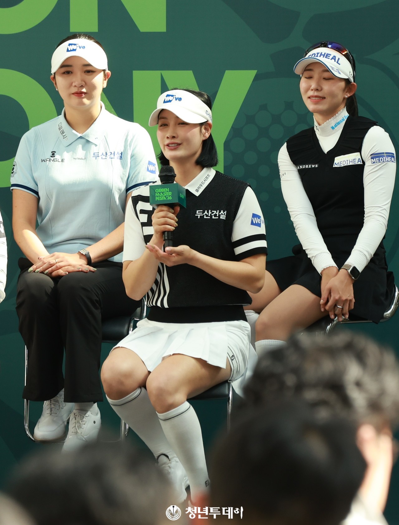 기자들의 질문에 답변하는 박결 프로.2026.3.25[사진=김원혁 기자]